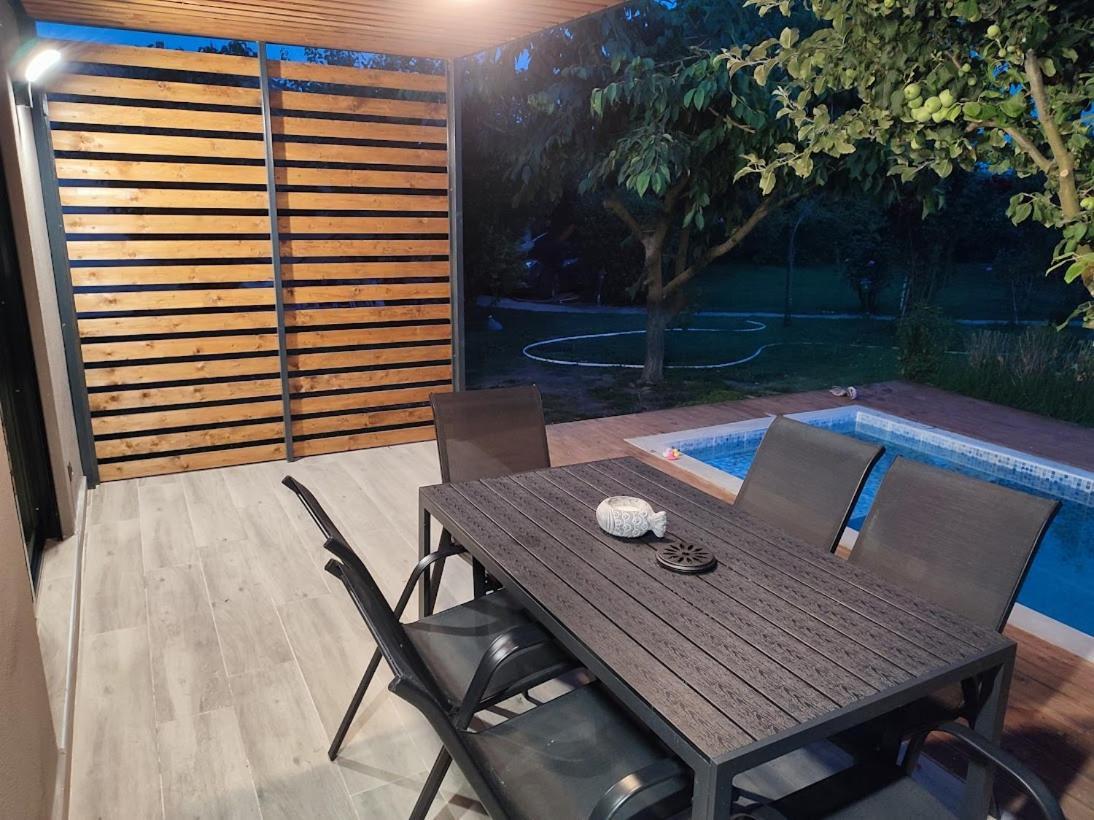 Mosquito Luxury Studio Keramotí Exteriér fotografie